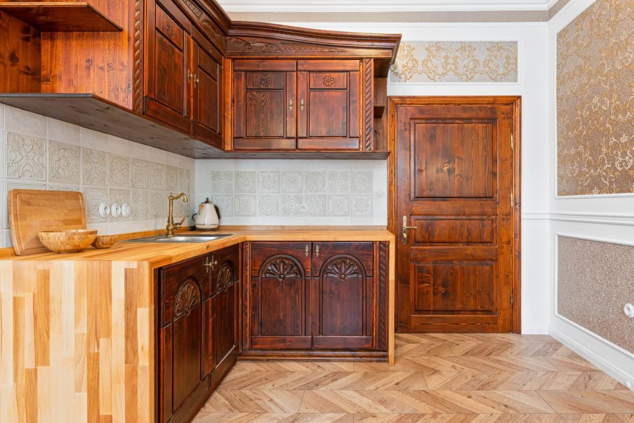 Villa Libosad Jicin Luaran gambar